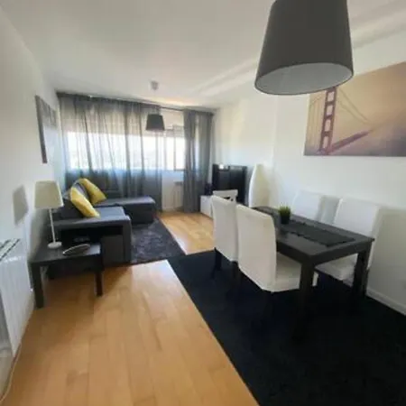 Deluxe - Parque Nacoes Daire